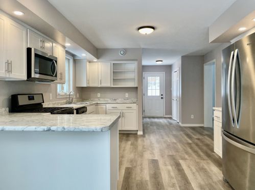 360 Depot St, Belmont, NH 03220-4136
