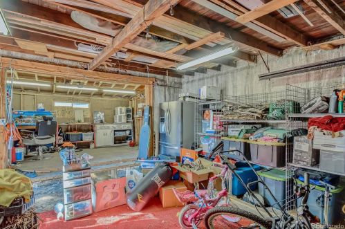 4438 Logan St, Denver CO 80209-1817 exterior