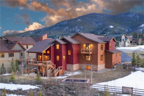 100 Mule Deer Ct, Montezuma, CO 80435-7747