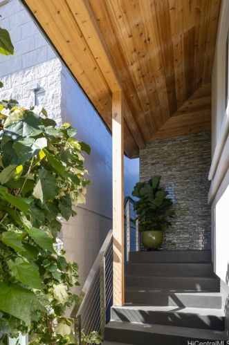 3112 Mokihana St, Honolulu HI  96816-1203 exterior