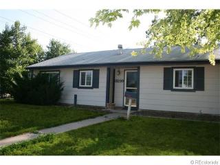 3299 Elm St, Denver CO  80207-1951 exterior
