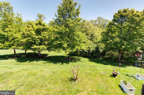 15040 Gaffney Cir, Gainesville, VA 20155-4887
