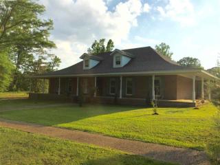 399 Old Magee Rd, Magee, MS 39111-3352