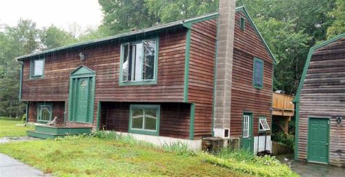 279 Smoke St, Barrington, NH 03825-3817