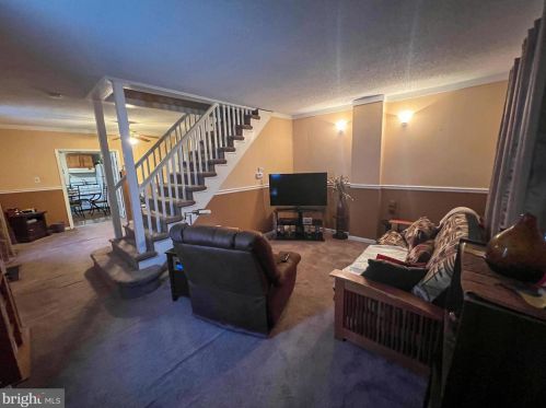 626 Elizabeth St, Beverly, NJ 08010-3511