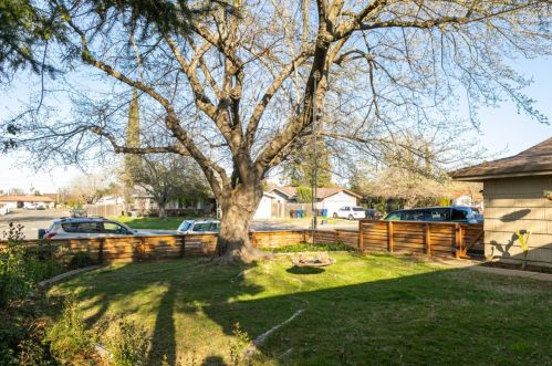 2410 Aramon Dr, Rancho Cordova, CA 95670-3803