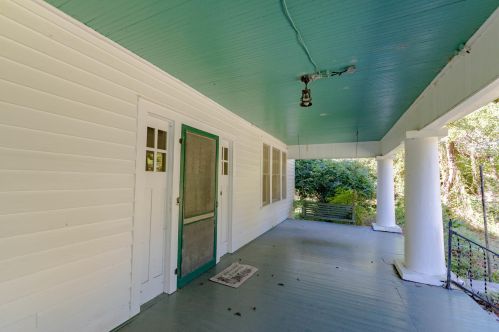 10510 Jacksonboro Rd, Cottageville, SC 29435-5559