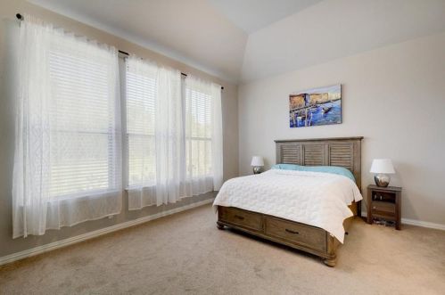 829 Catalina Ln, Austin TX  78737-4715 exterior