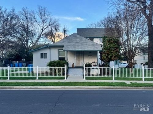 154 Kendal St, Vacaville, CA 95688-3825