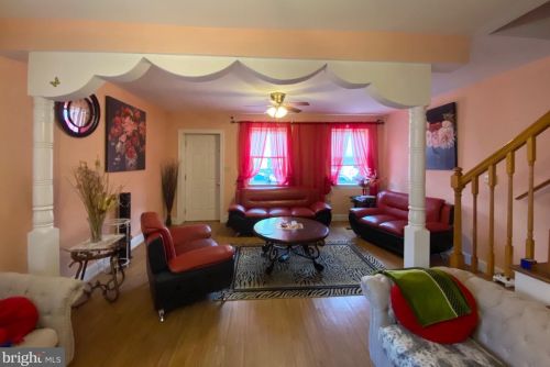 125 North St, Carlisle PA  17013-2431 exterior