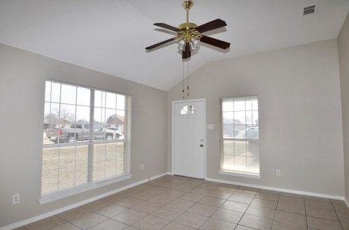 1708 Lady Rachael Ct, Fort Worth TX  76134-4325 exterior