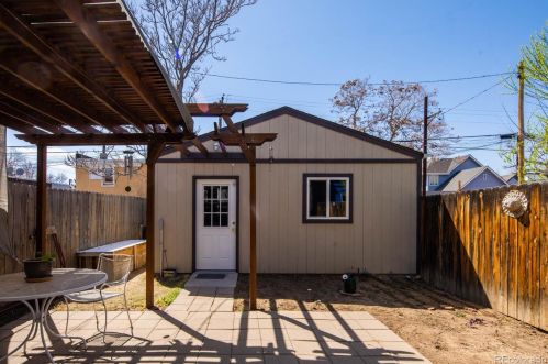 919 Lipan St, Denver CO 80211-2547 exterior