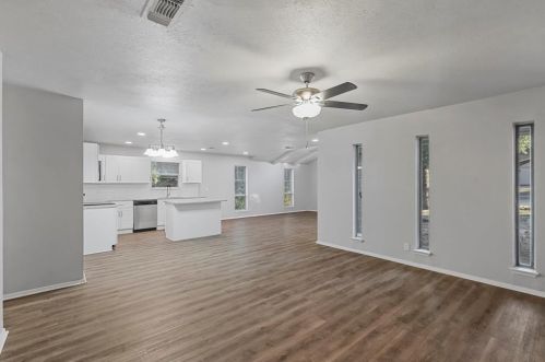 5913 Truman Dr, Fort Worth TX  76112-7935 exterior