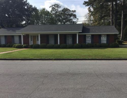 101 Cherry Ln, Quitman, MS 39355-2709