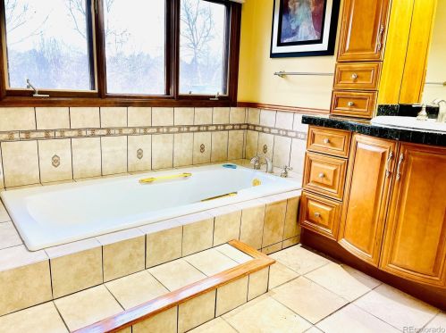 5940 Akron Cir, Englewood CO 80111-5216 exterior