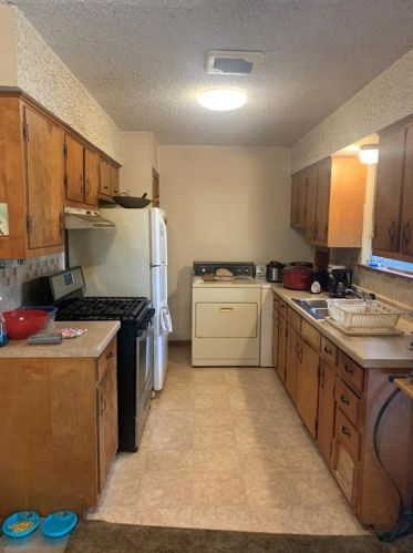 2308 Main St, Bonham, TX 75418-2433