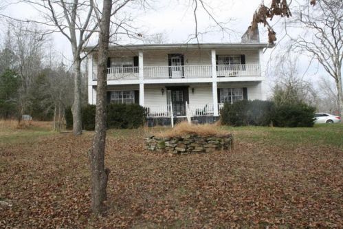 109 Cub Ln, Ringgold, GA 30736-7782
