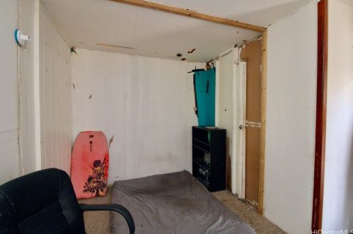 3645 Puuku Makai Dr, Honolulu HI  96818-2815 exterior