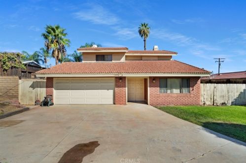 14230 Oakley Dr, Riverside, CA 92503-7224