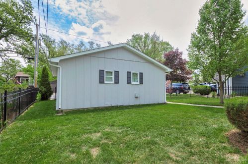 42936 Janette St, Antioch, IL 60002-8921
