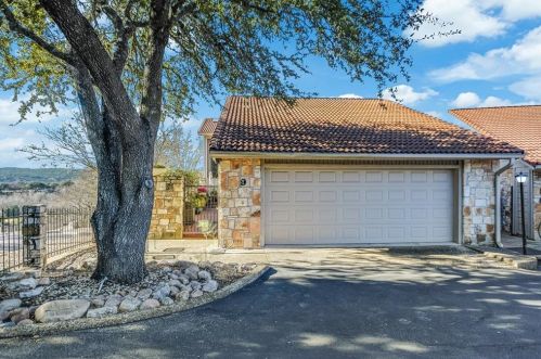 6820 Cypress Point Cv, Austin TX exterior