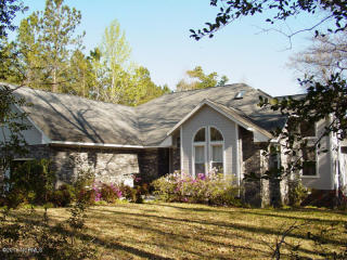 629 Hughes Rd, Hampstead NC  28443-2103 exterior