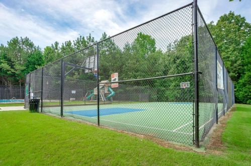 2551 Essex Ln, Atlanta GA  30331-7855 exterior