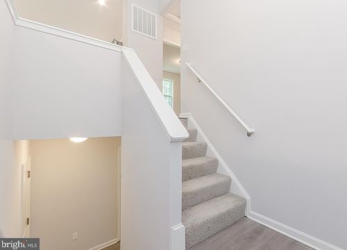 98 Briar Trl, Harpers Ferry, WV 25425-5002