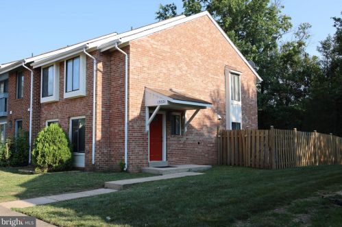 13321 Apgar Pl, Herndon, VA 20170-4304