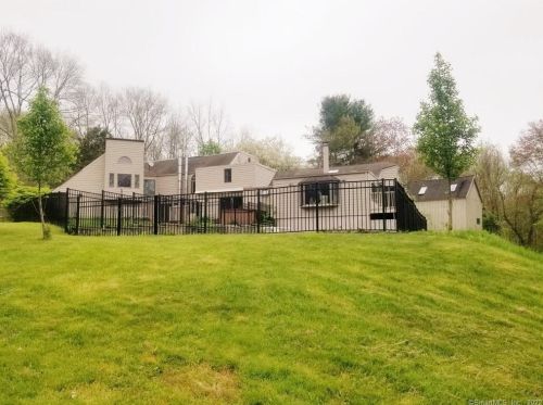 158 Wawecus Hill Rd, Bozrah, CT 06334-1531