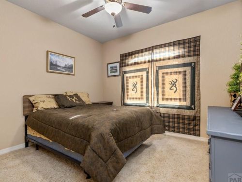 1117 Meadowmoor Dr, Pueblo CO  81007-2020 exterior