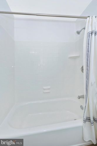 1306 Leister Dr, Silver Spring MD 20904-1547 exterior