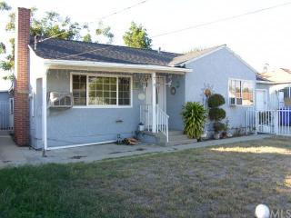 2463 Citrus View Ave, Duarte CA  91010-3573 exterior
