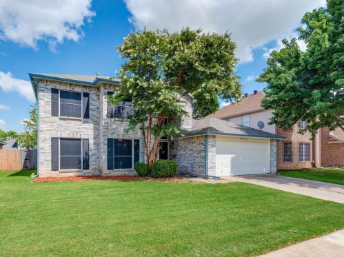 8521 Rain Forest Ln, Fort Worth, TX 76123-2393