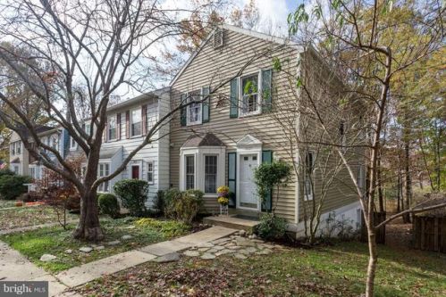 9035 Giltinan Ct, Springfield, VA 22153-1138