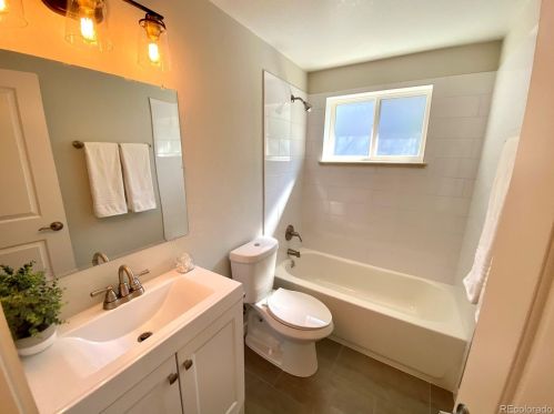 6242 61st Pl, Arvada CO  80003-5004 exterior