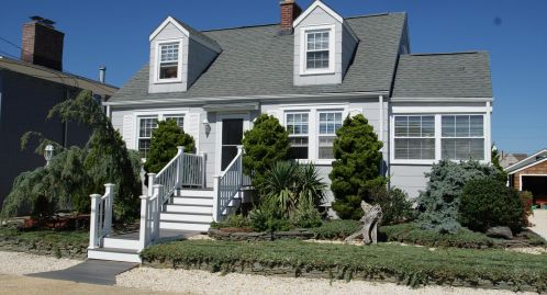 23 Bond Ave, Lavallette, NJ 08735-2109