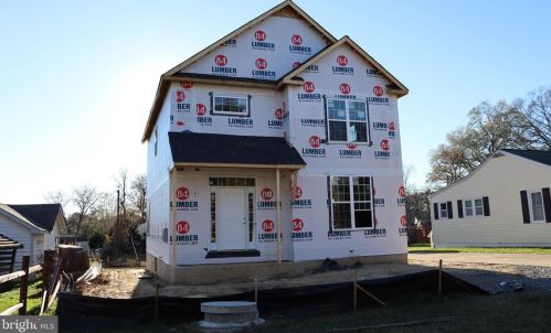 114 Hudgins Rd, Fredericksburg, VA 22408-4117