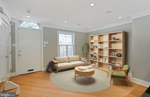 1726 Lombard St, Philadelphia PA  19147-1531 exterior