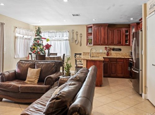 4565 Meredith, Riverside CA  92505-1536 exterior