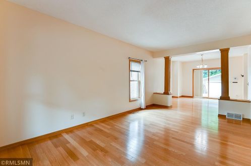 1061 Desoto St, Saint Paul MN  55130-3846 exterior
