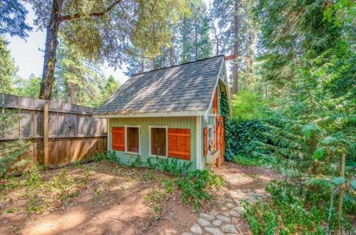 14304 Carnegie Rd, Nimshew CA  95954-9657 exterior
