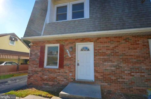 643 Boundary Ave, Hanover, PA 17331-3808