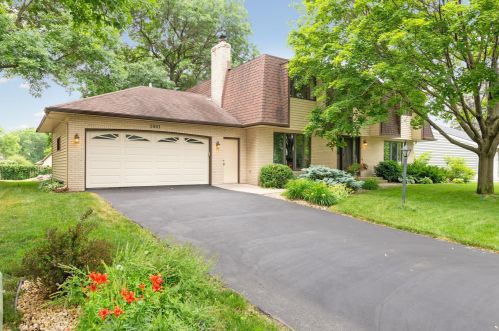 5801 99th St, Minneapolis, MN 55437-2230