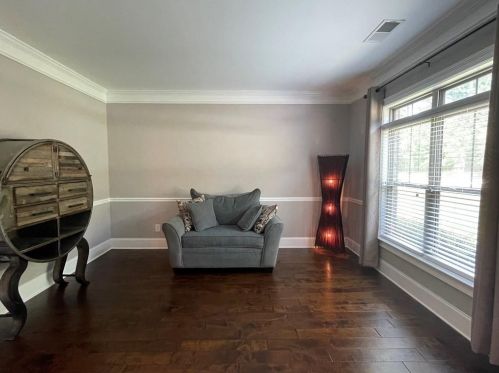 1233 Blairwood Ct, Atlanta GA  30331-7490 exterior
