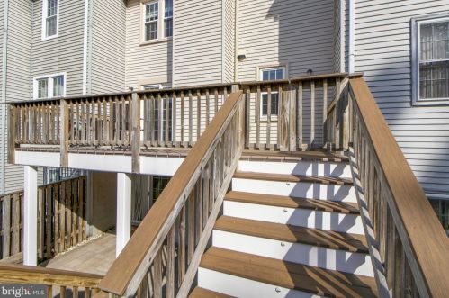 2017 Featherwood St, Silver Spring MD 20904-6643 exterior