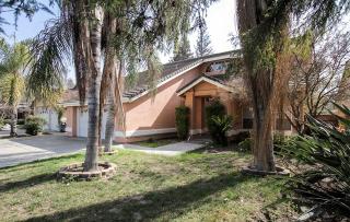 3911 Douglas Ave, Visalia, CA 93291-4171
