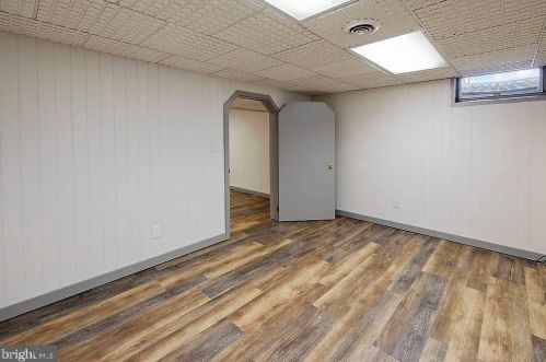 512 Poplar St, Hanover PA 17331-4928 exterior