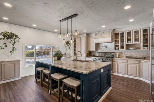 1996 Niagara St, Denver CO  80220-1749 exterior