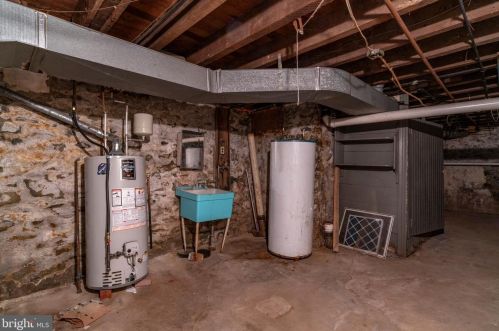 144 Juniata St, Lancaster PA  17602-4324 exterior